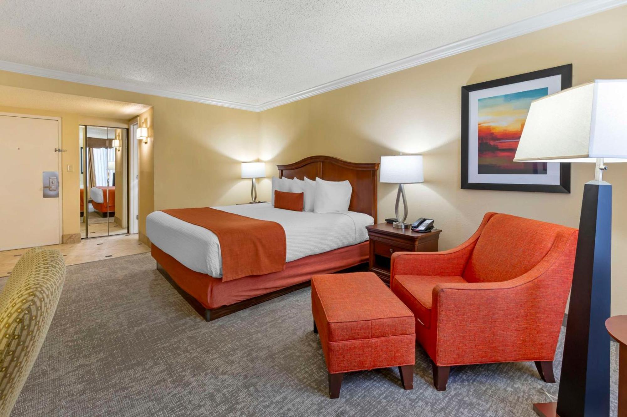 Best Western Plus Burlington Exterior photo