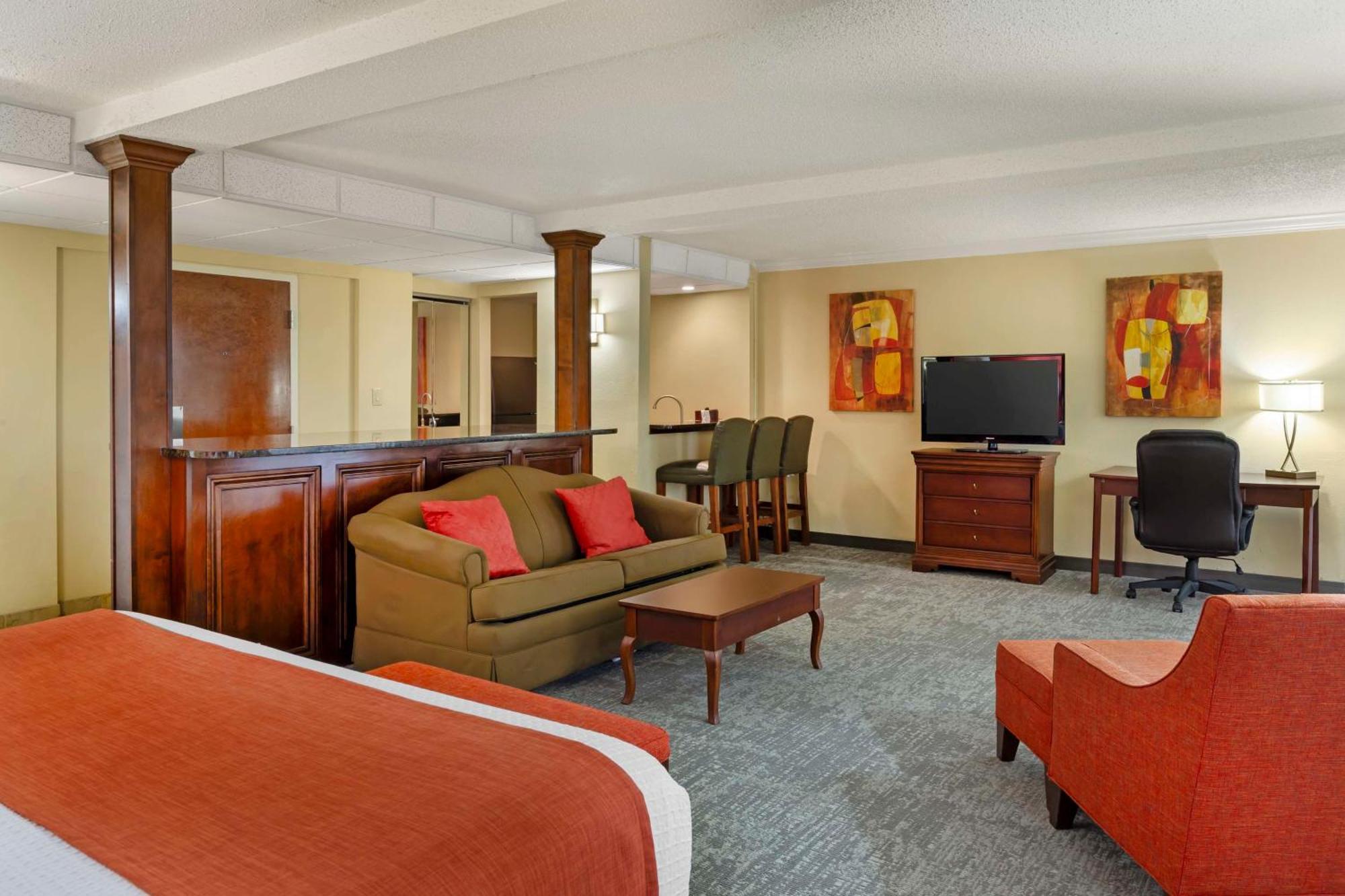 Best Western Plus Burlington Exterior photo