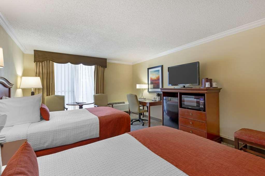 Best Western Plus Burlington Room photo