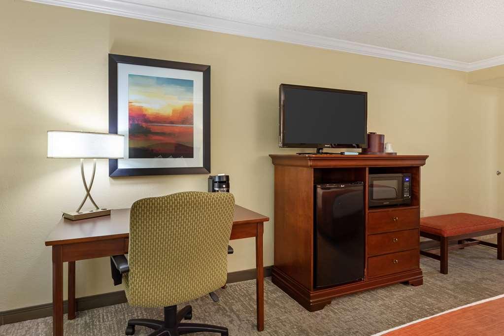 Best Western Plus Burlington Room photo